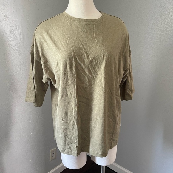 Women’s Olive Green T-Shirt SZ Small - Picture 1 of 5